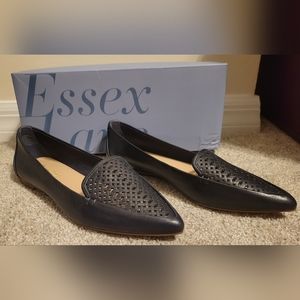 NEW IN BOX Essex Lane navy leather flats 6